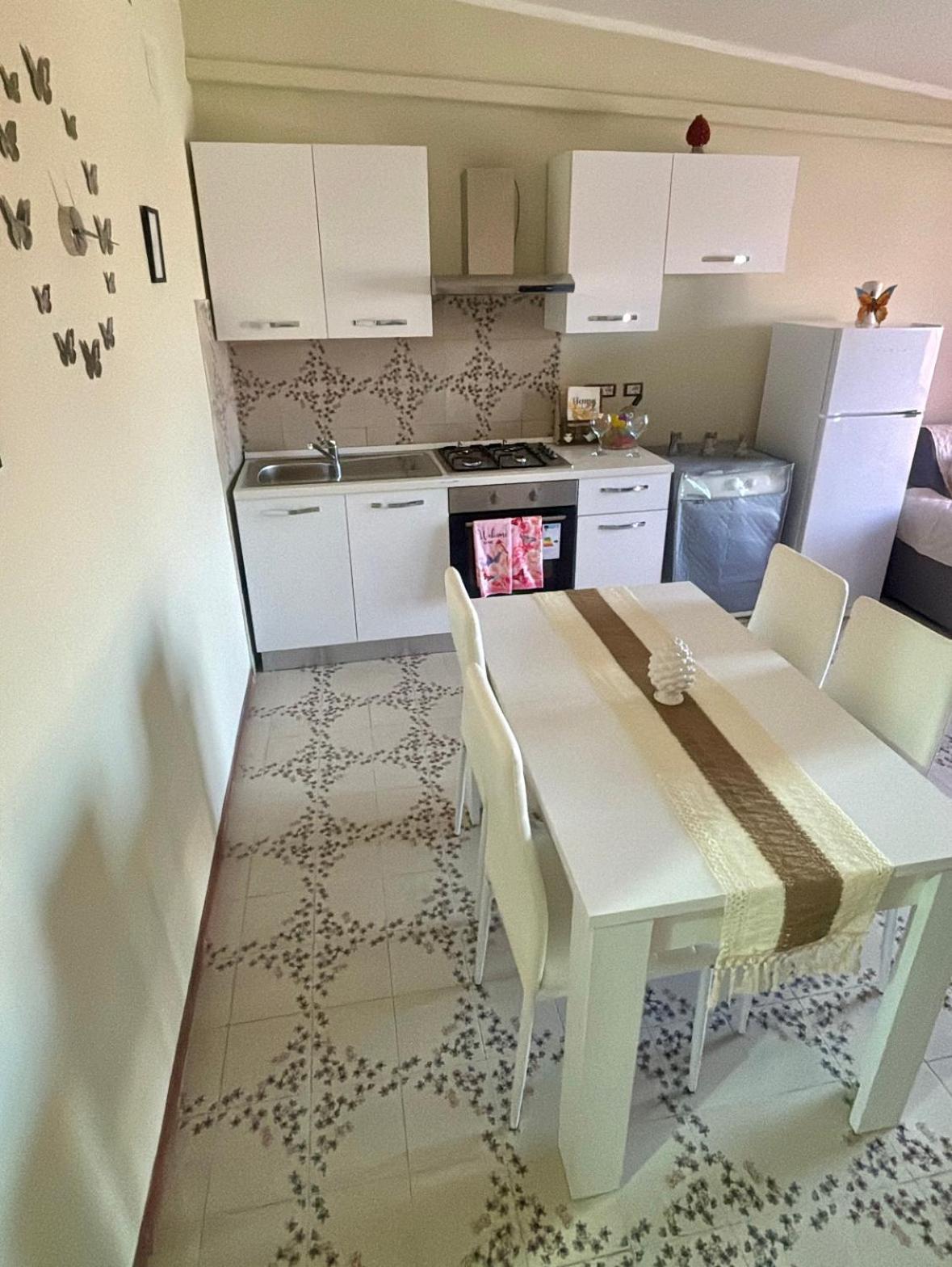 Appartamento Giardini Naxos Butterflies Home Schiso Exterior foto